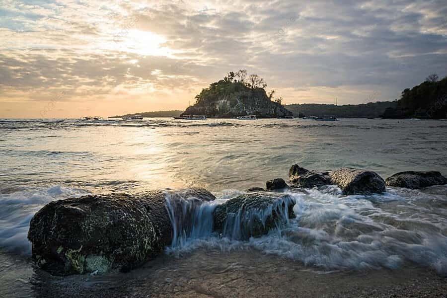 Nusa Penida: Eco-Conscious Sunset Tour West Nusa Penida - The Eco-Friendly Twist