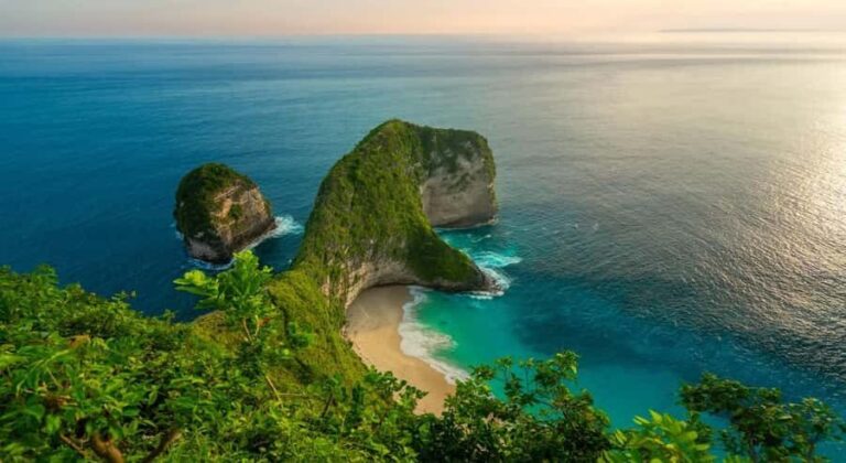 Nusa Penida: Private Tour Highlights East & West With Lunch - Practicalities and What to Expect