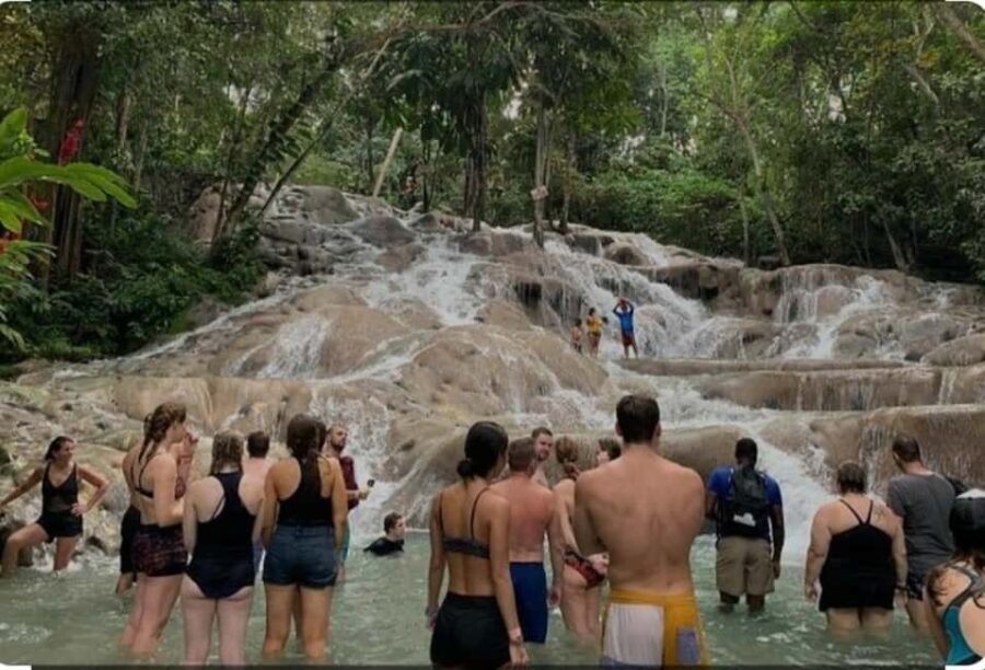 Ocho Rios: Blue Hole and Dunns River Falls Experiences - Itinerary Breakdown