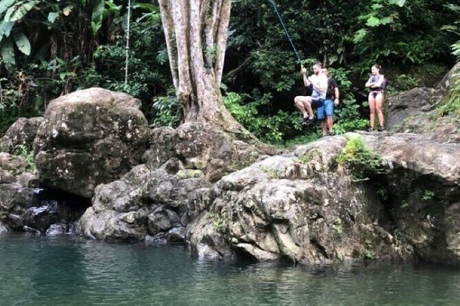"Off the beaten path" Rain Forest Guided hike with Transportation - Swimming in Natural Pools
