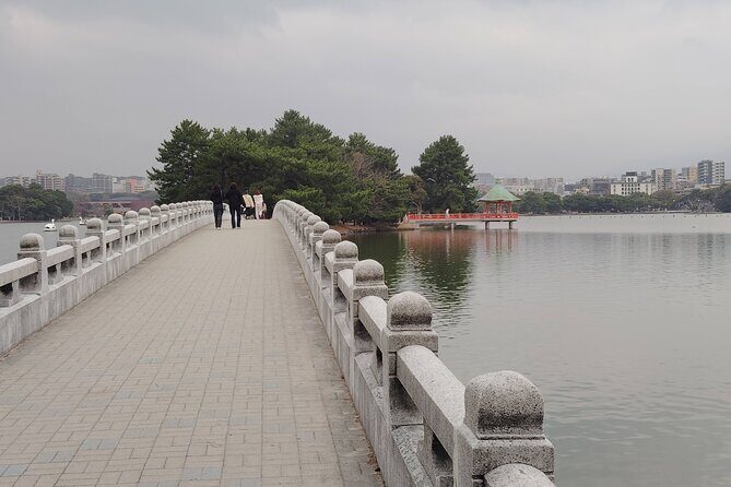 Ohori Park Walking Tour with Guide from Fukuoka - The Japanese Garden: A Traditional Escape
