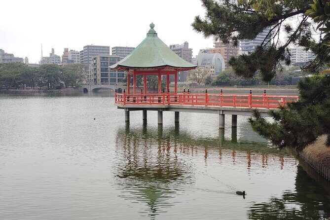 Ohori Park Walking Tour with Guide from Fukuoka - Practical Aspects and Tour Details