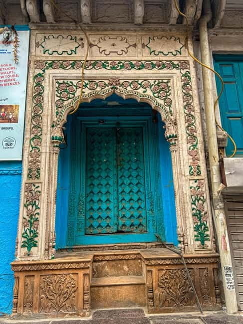 Old Delhi Odyssey: A Half Day Tuk Tuk & Food Trails - Who Will Love This Tour?