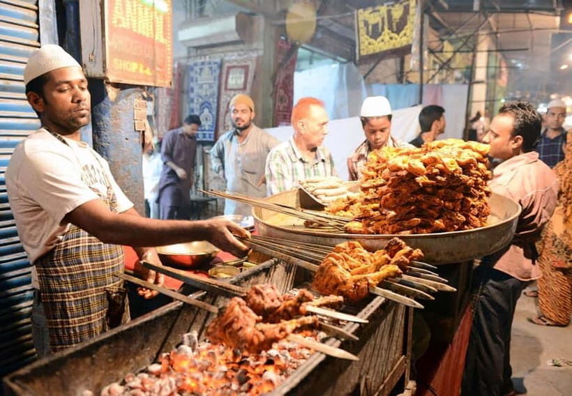 Old Delhi: Old Delhi City Tour with Rickshaw & Street Food - What Makes This Tour Stand Out?