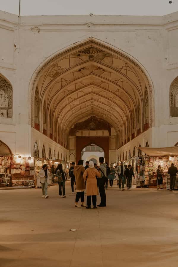 Old & New Delhi: All-Inclusive Red Fort & Chowk by Car Tour - Practical Details and What to Expect