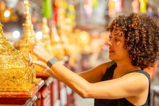 Old Town History and Culture Walking Tour at Chiang Mai - Discovering Chiang Mai’s Heart: The Itinerary