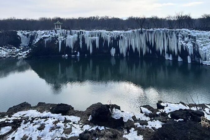 One Day Harbin Winter Expedition Jingpo Lake Sunrise and Fishing - Who Will Love This Tour?