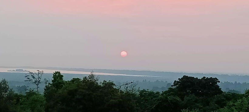 One Day Shared Trip to Angkor Temples with sunset - Good To Know