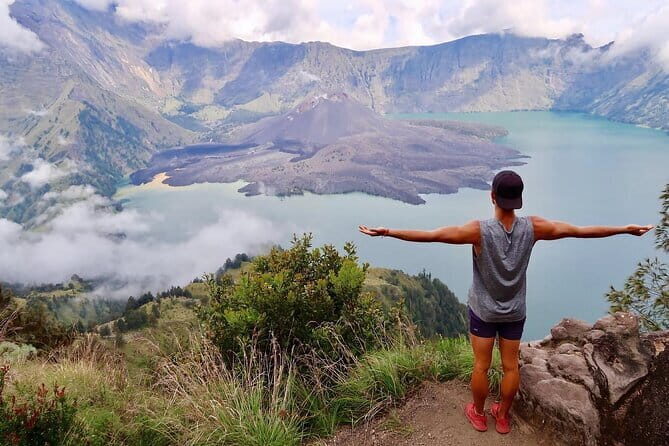 One Day Trek to Mount Rinjani - Authentic Insights from Reviews