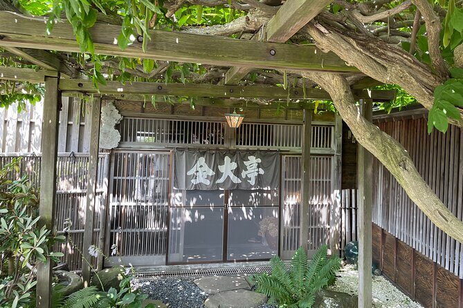 Origin of Ishikari Nabe: Course Lunch (7 Dishes) - Exploring the Origin and Significance of Ishikari Nabe