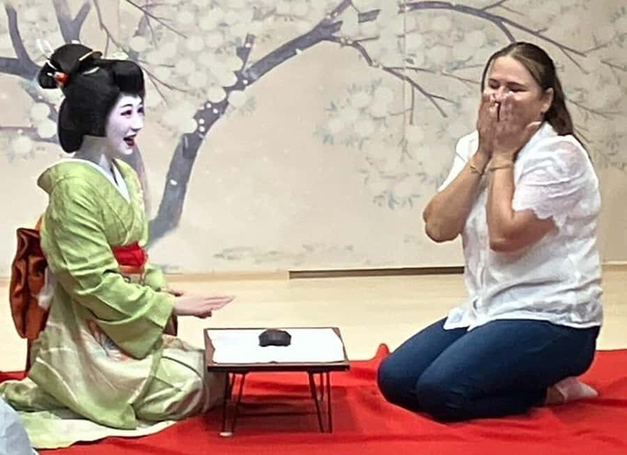 Osaka: 6hr Private Guided Tour with Geisha Performance - An In-Depth Look at the Tour