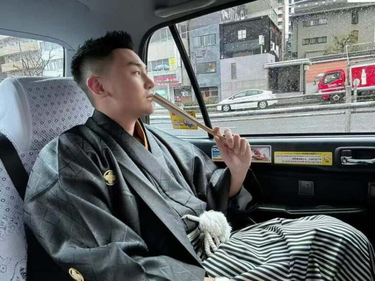 Osaka: Kimono or Yukata Rental &Photos Service Options - Who Would Love This Experience?