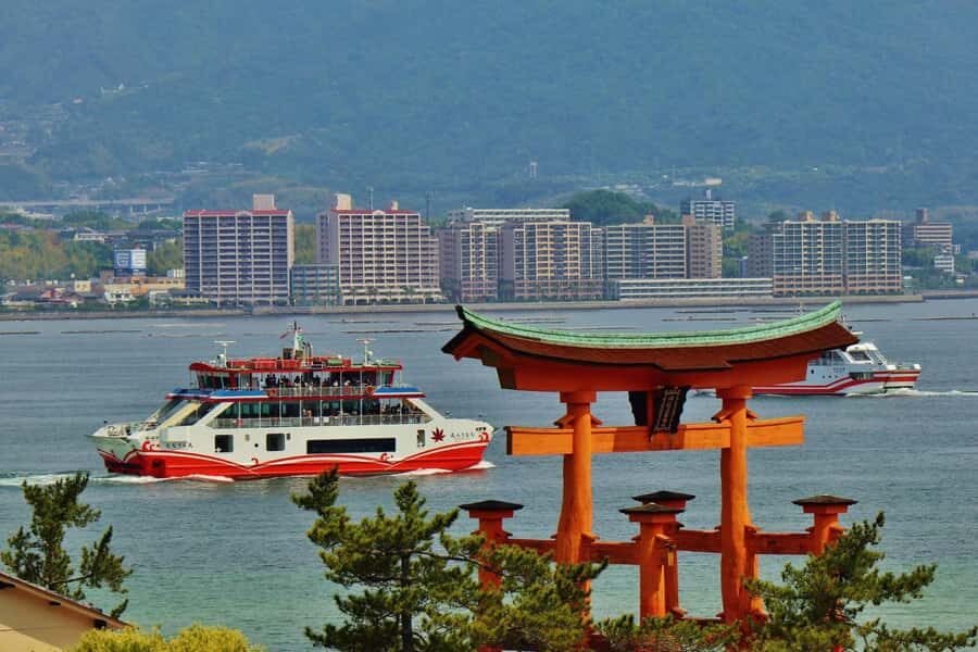 Osaka/Kyoto: Hiroshima & Miyajima UNESCO Sites Private Tour - The Experience and Its Value