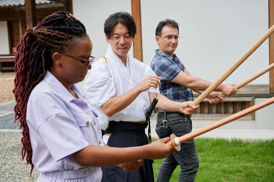Osaka: Samurai Sword Experience at Historic Kzu Shrine - Exploring the Experience at Kzu Shrine