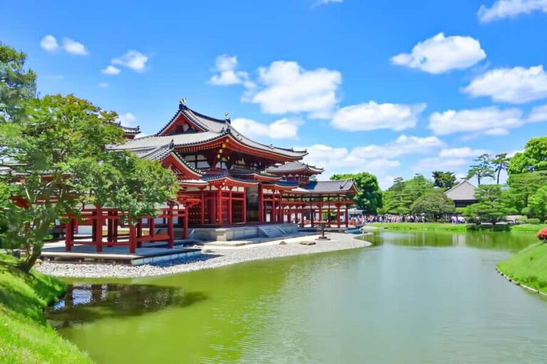 Osaka:Nara & Uji In-depth One-Day TourDeer Feeding - A Full Breakdown of the Itinerary