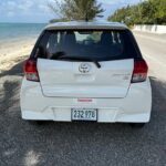 Owen Roberts to George Town Car Rental - Who Should Consider This Service?