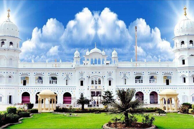 Pakistan Sikh Yatra For 9 Days - Transportation, Accommodation, and Value