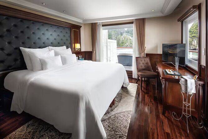 Paradise 5 Star Cruise Halong Bay 2 Days 1 Night Luxury Tour - The Itinerary in Detail