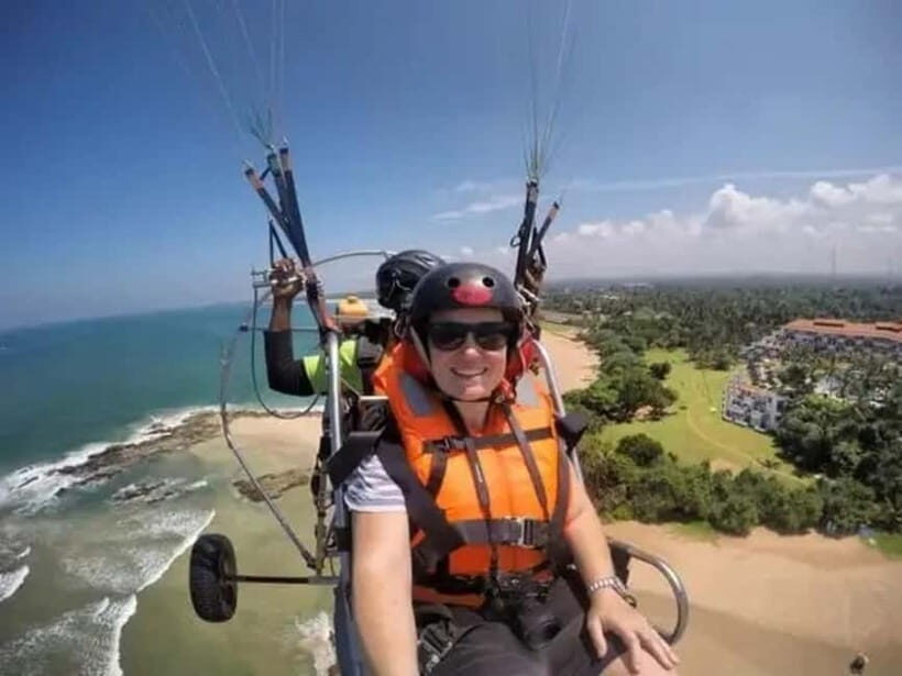 Paramotoring in Negombo - What Is Paramotoring in Negombo?