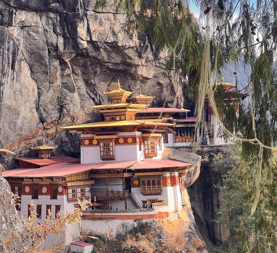 Paro: Tigernest Monastery day Hike with Pick up & Lunch - Practical Tips for the Hike