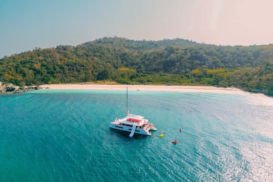 Pattaya: 3-Island Hopping Sunset Yacht & Buffet with Live DJ - Real Traveler Insights