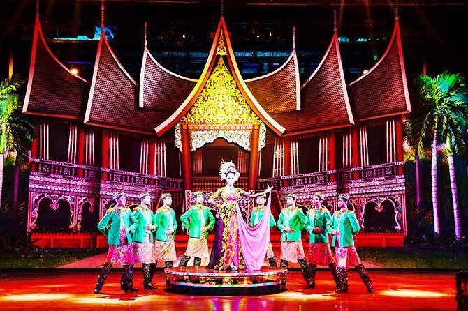Pattaya Alcazar Cabaret Ladyboy show with round trip pick up service from hotel - Additional Considerations