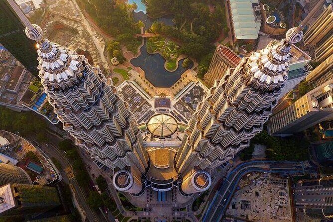 Petronas Twin Tower Skybridge View & Dining Experience Tour with Local Host - Transportation and Practicalities