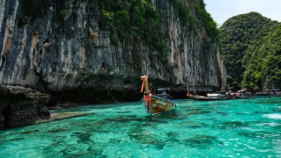 Phi Phi: Exclusive Full Day Longtail Boat to 7 Islands - Who Will Love This Tour?