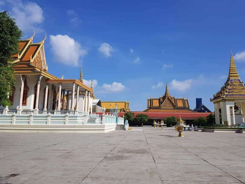 Phnom Penh: 2-Day Tour with Royal Palace and Killing Fields - The Practical Side: What Makes This Tour Stand Out