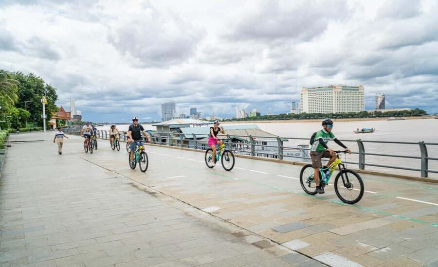 Phnom Penh City Bike Haft-Day Tour - What Makes This Tour Stand Out?