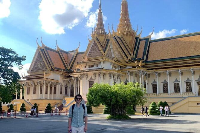 Phnom Penh Full Day City Tour, Breakfast & Lunch by Tuk-Tuk - Final Thoughts: Is This Tour Right for You?