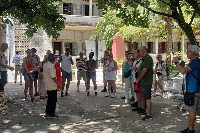 Phnom Penh full day Tour - Potential Drawbacks