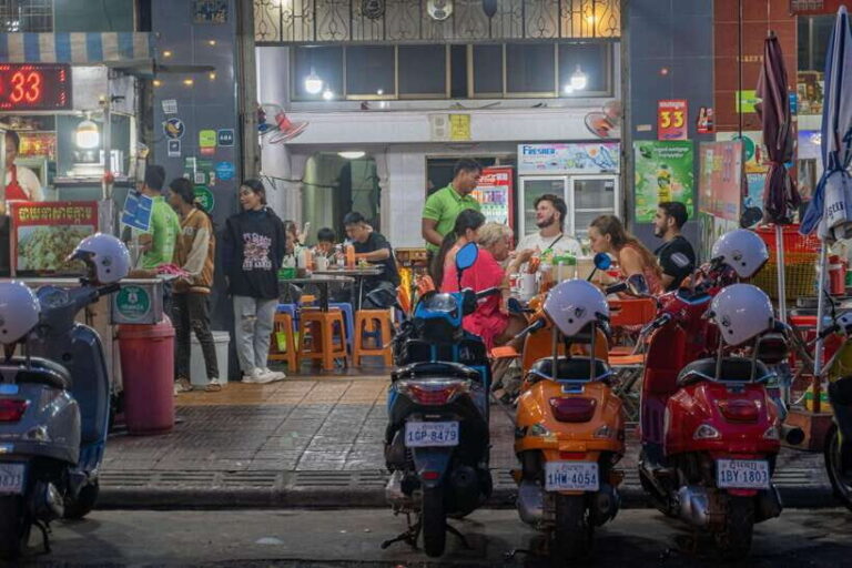 Phnom Penh Night Foodie Vespa Tour - Who Will Love This Tour?