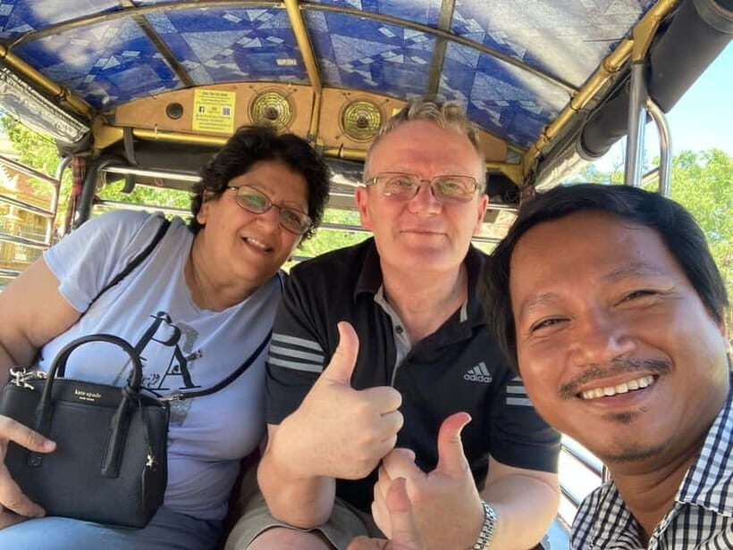 Phnom Penh: Private City Tour by Tuk-Tuk with 10 Highlights - The Itinerary in Detail