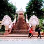 Phnom Penh: Private Guided Sightseeing Day Tour - Detailed Breakdown of the Itinerary