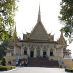 Phnom Penh Private Tour Local English Guides Driver - A Close Look at the Itinerary and Experience