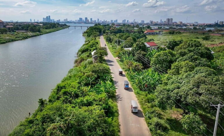 Phnom Penh to Silk Island By Tuk-Tuk with local Expert - The Value of This Tour