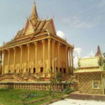 Phnom Penh: Udong Hill, Long Vek, and Phnom Reap Day Tour - Discovering the Twin Hills of Phnom Reap and Udong
