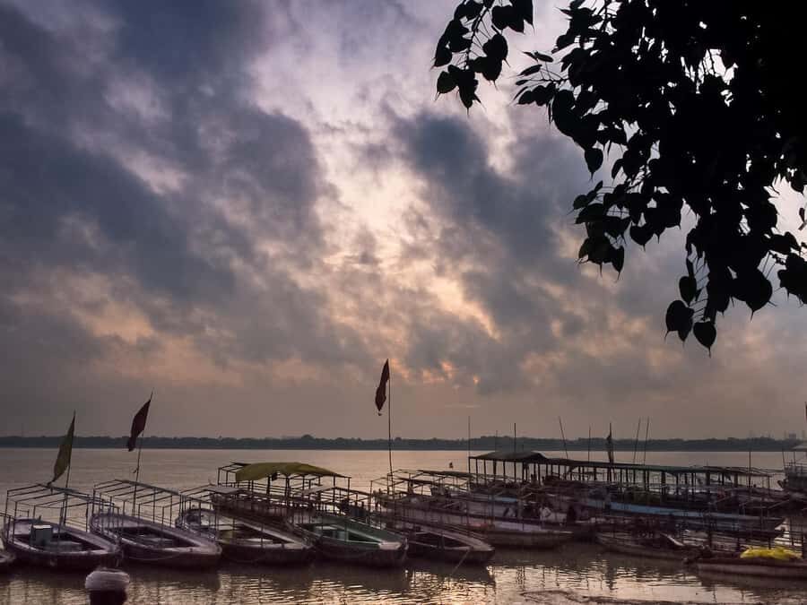 Photo tour in holy Varanasi - Learning about Culture and Photography Techniques