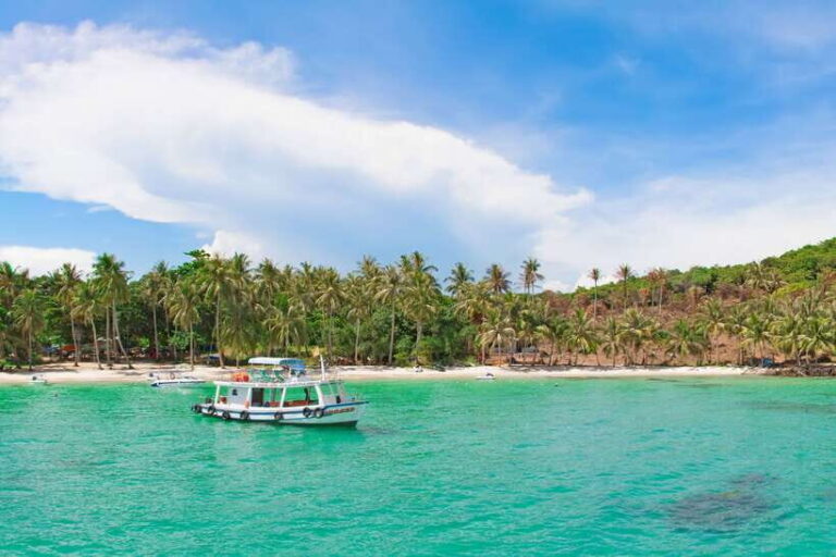 PHU QUOC TRIP 2: 2 ISLANDS BY BOAT - The Value and Experience