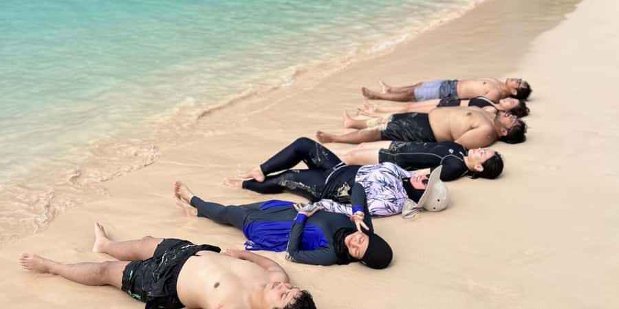 Pink Beach and Southeast Gili Islands Private Day Trip - Transportation and Timing