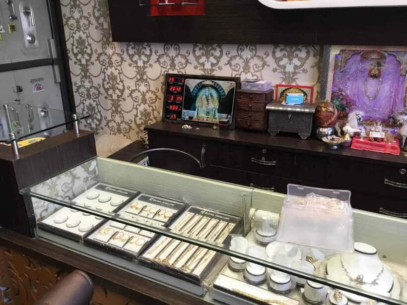 Pink City Jaipur Private Shopping Tour - What to Expect From the Experience