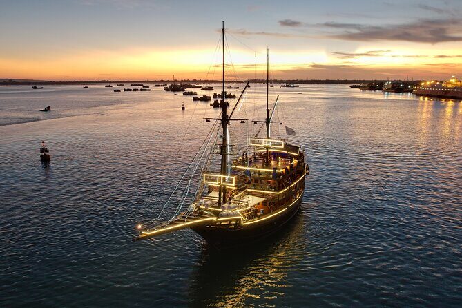 Pirate Dinner Cruise in Bali with Traditional Pinisi Boat - Setting Sail: What to Expect