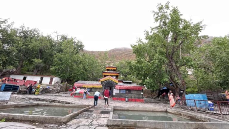 Pokhara: 2-Day Muktinath Temple Tour with Flights or jeep - The Details that Make or Break the Trip