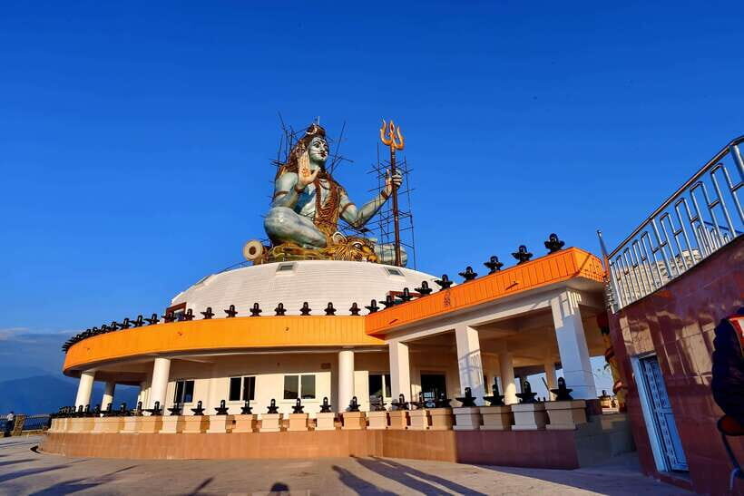 Pokhara: City Sightseeing Group Bus Tour - The Value of This Tour