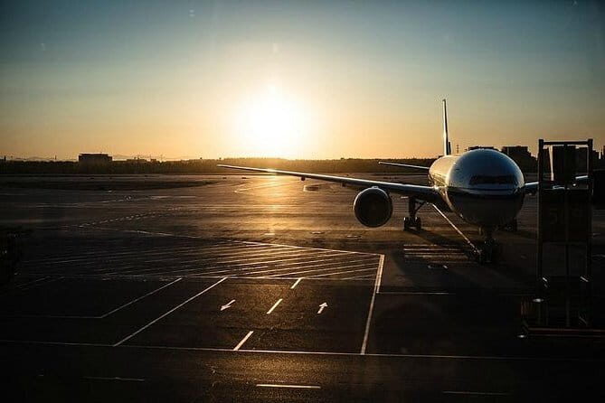 Private Airport Transfer Service: Between PEK Airport and Hotel - Who Should Consider This Service?