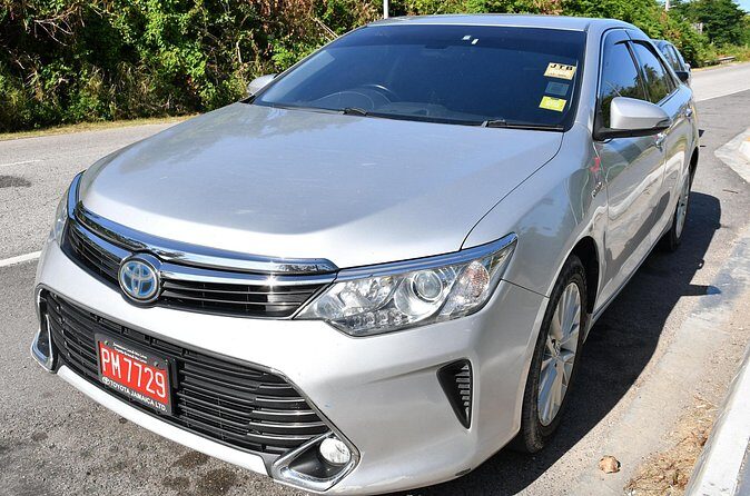 Private Airport Transfers to Royalton Negril - A Closer Look at the Details