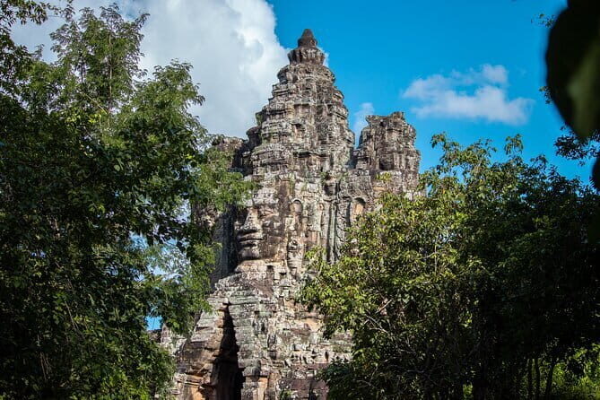 Private Angkor Wat Sunrise Guide Tour include Breakfast and Snack - Tasting Local Flavors: Breakfast and Snacks
