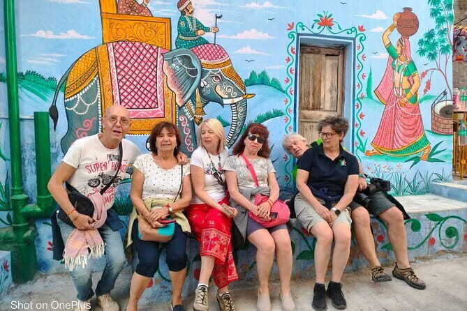 Private Blue City Walking Tour - Detailed Breakdown of the Itinerary