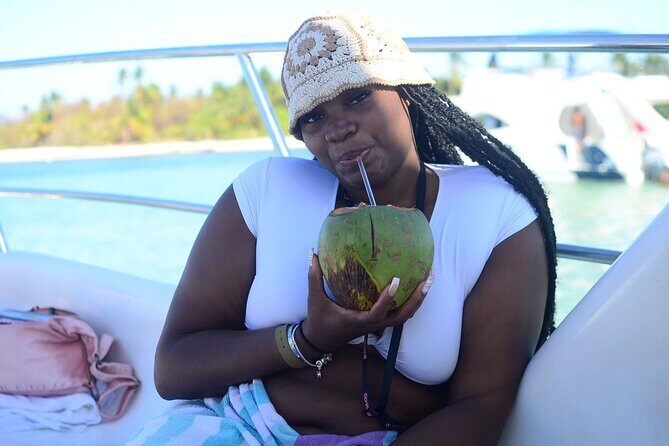 Private Boat and Snorkeling with Open Bar - The Itinerary in Detail